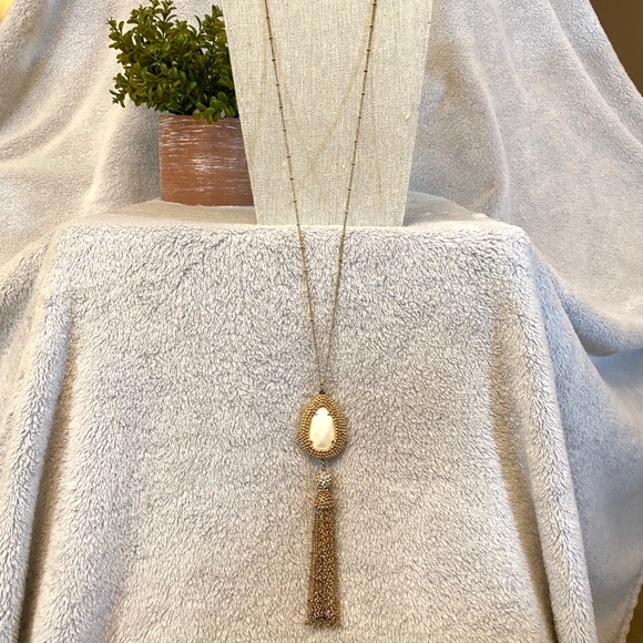 ❤️💙❤️🔥3/$15🤍Lily Pulitzer Long Tassel Necklace